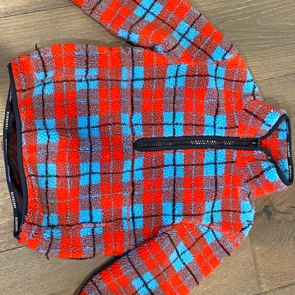 Boys Burberry Pullover. perfect condition - size 4 - Picture 1 of 4